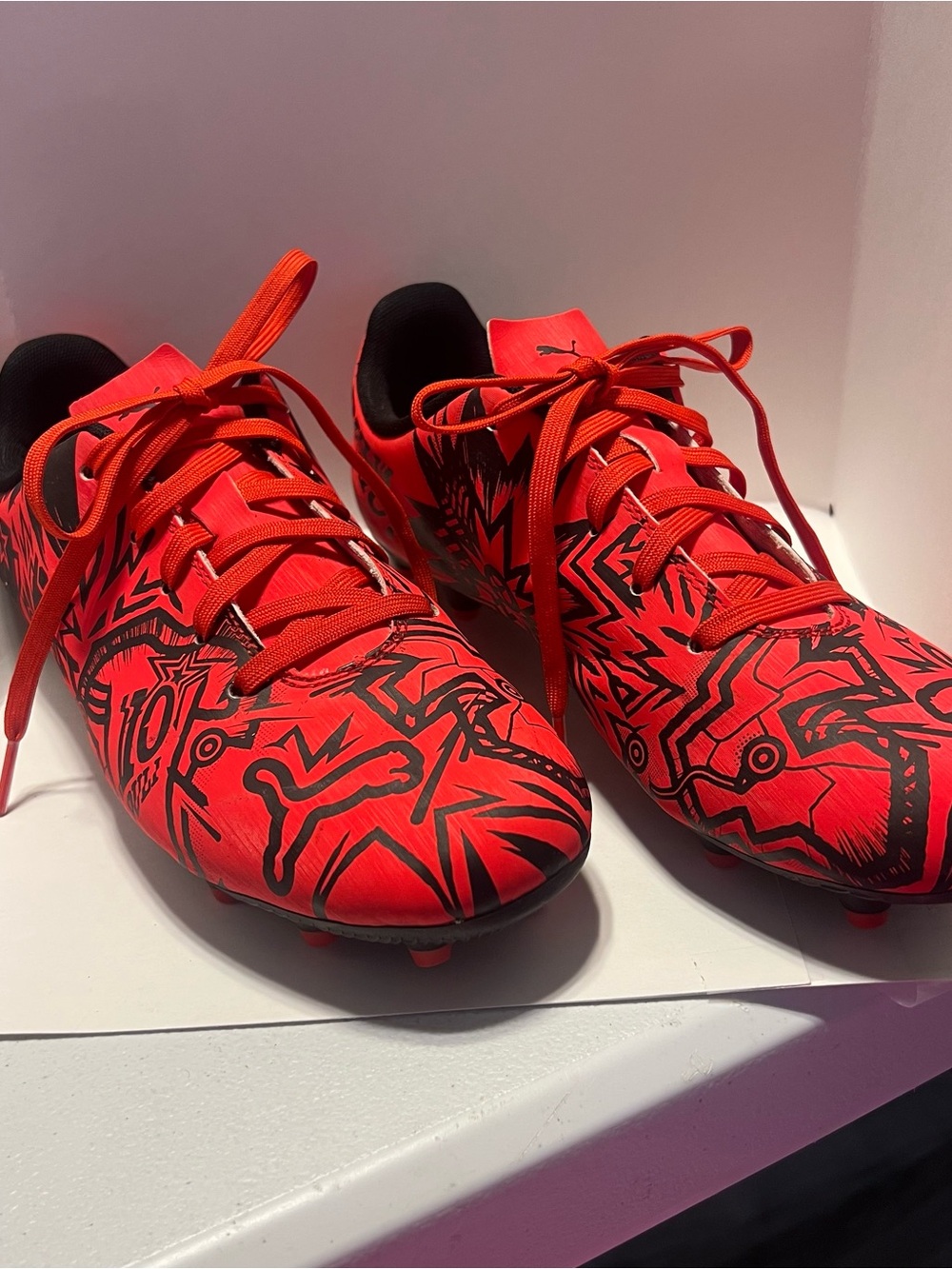 Puma Red and Black Graphic Athletic Soccer Cleats